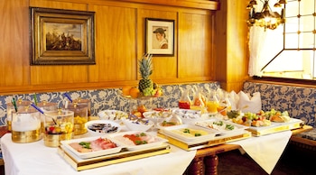 wittelsbacher hof swiss quality hotel