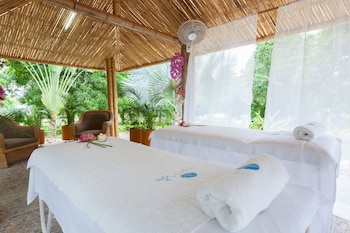 ghl hotel club el puente