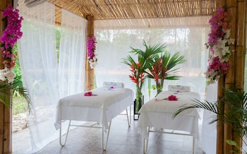 ghl hotel club el puente