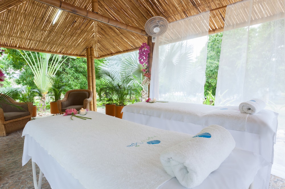ghl hotel club el puente