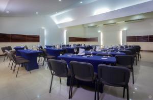 ghl hotel club el puente