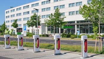 holiday inn berlin airport conference centre an ihg hotel