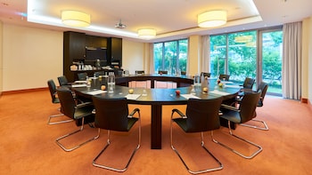 holiday inn berlin airport conference centre an ihg hotel