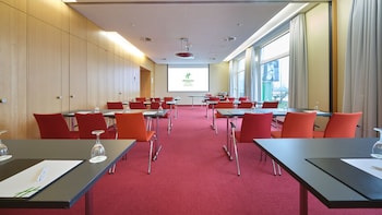 holiday inn berlin airport conference centre an ihg hotel