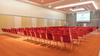 holiday inn berlin airport conference centre an ihg hotel