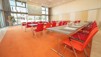 holiday inn berlin airport conference centre an ihg hotel
