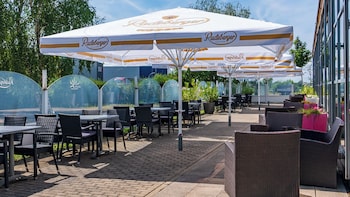 holiday inn berlin airport conference centre an ihg hotel