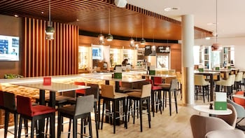 holiday inn berlin airport conference centre an ihg hotel