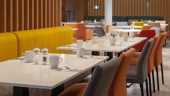 holiday inn berlin airport conference centre an ihg hotel