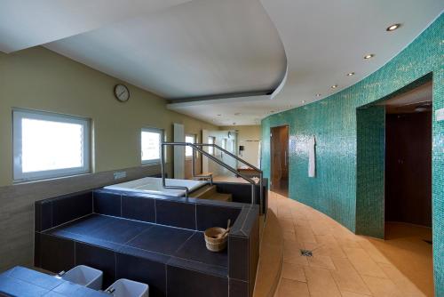 holiday inn berlin airport conference centre an ihg hotel