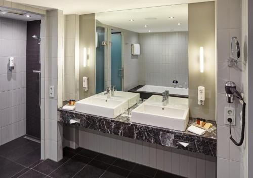 holiday inn berlin airport conference centre an ihg hotel