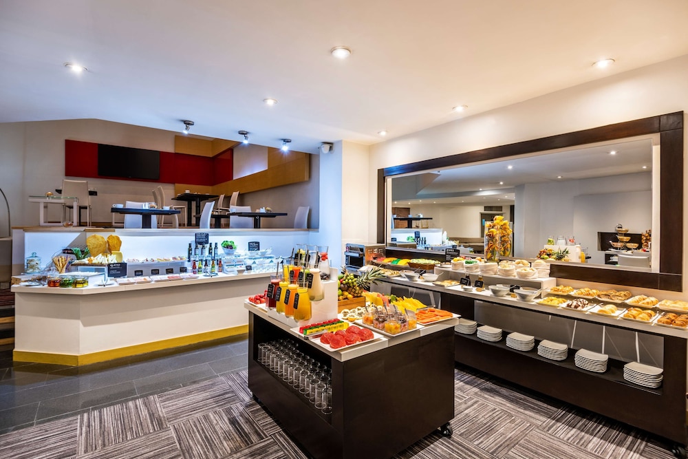 avani royal zona t bogota