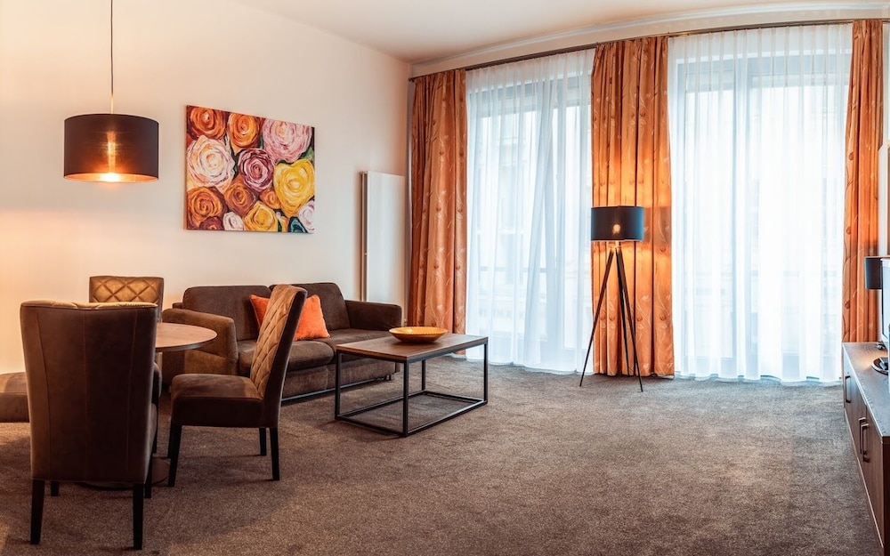 aparthotel neumarkt