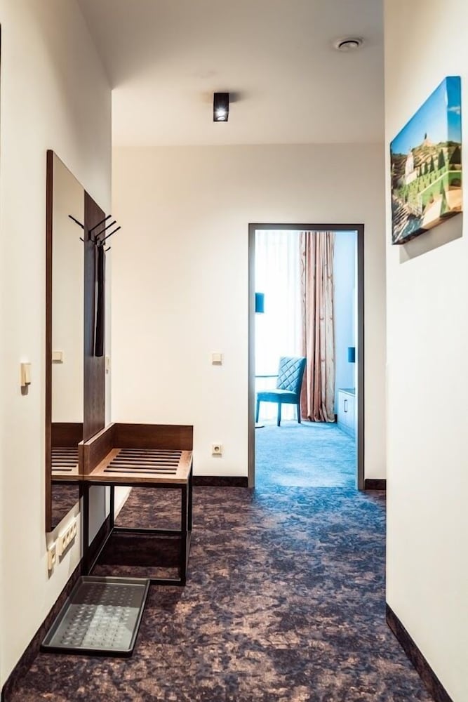 aparthotel neumarkt