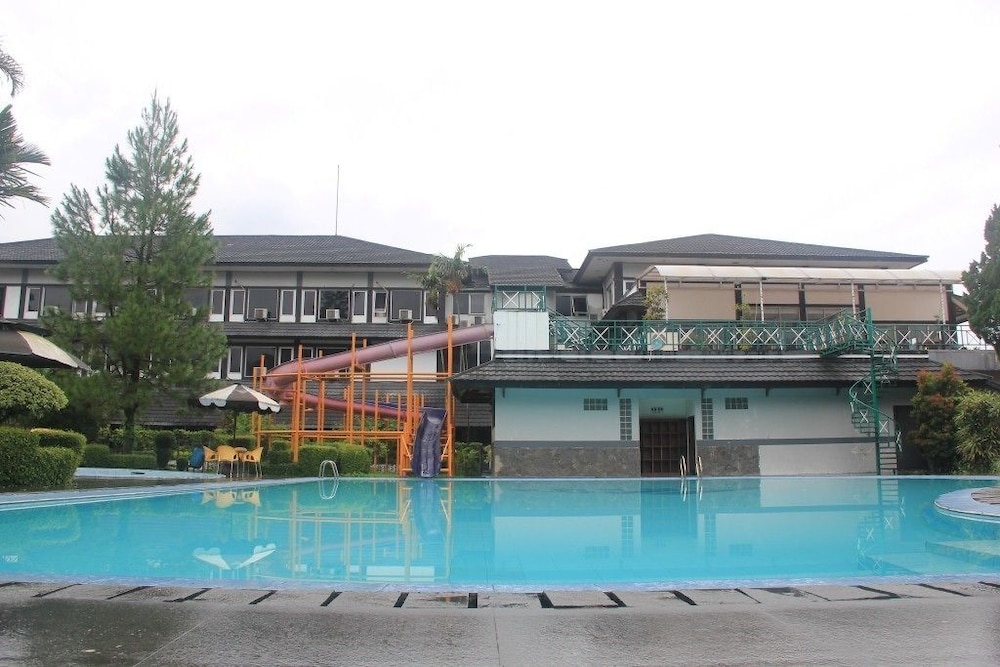 parama hotel puncak
