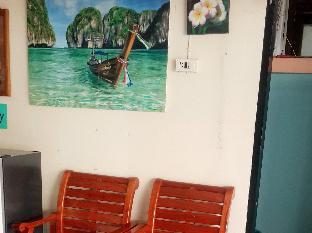 Jinda Guesthouse,,2 star