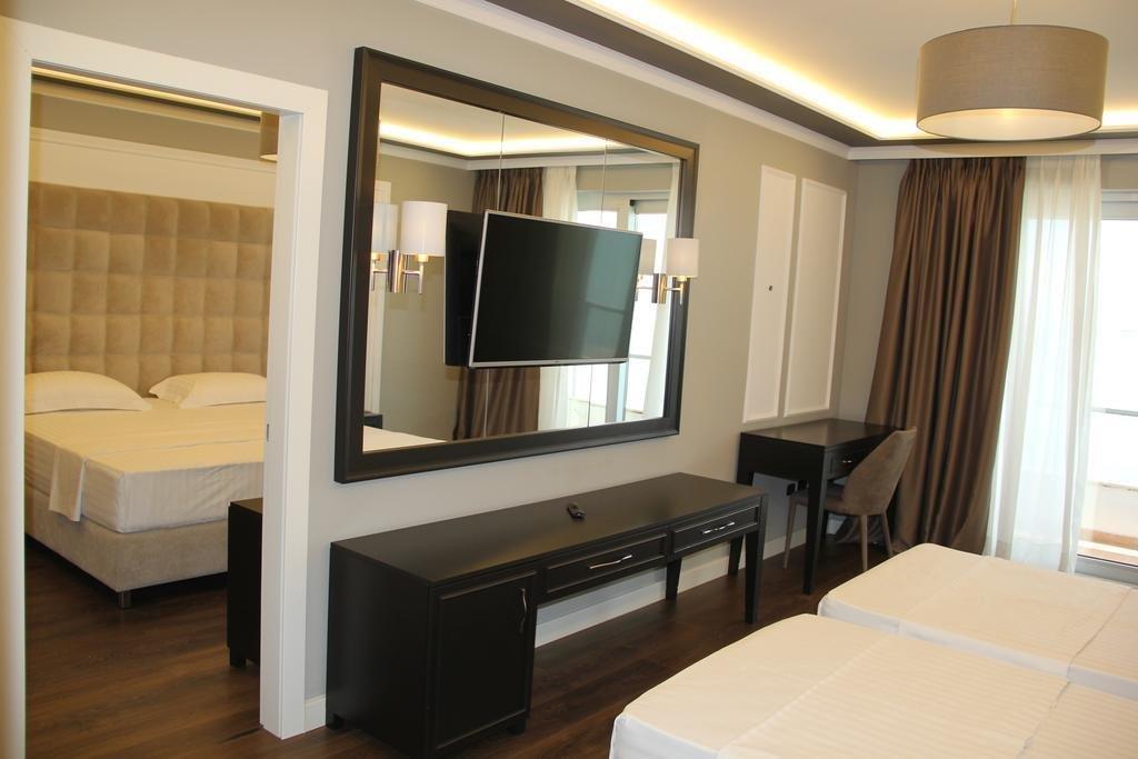 Premium Beach Hotel,,5 star