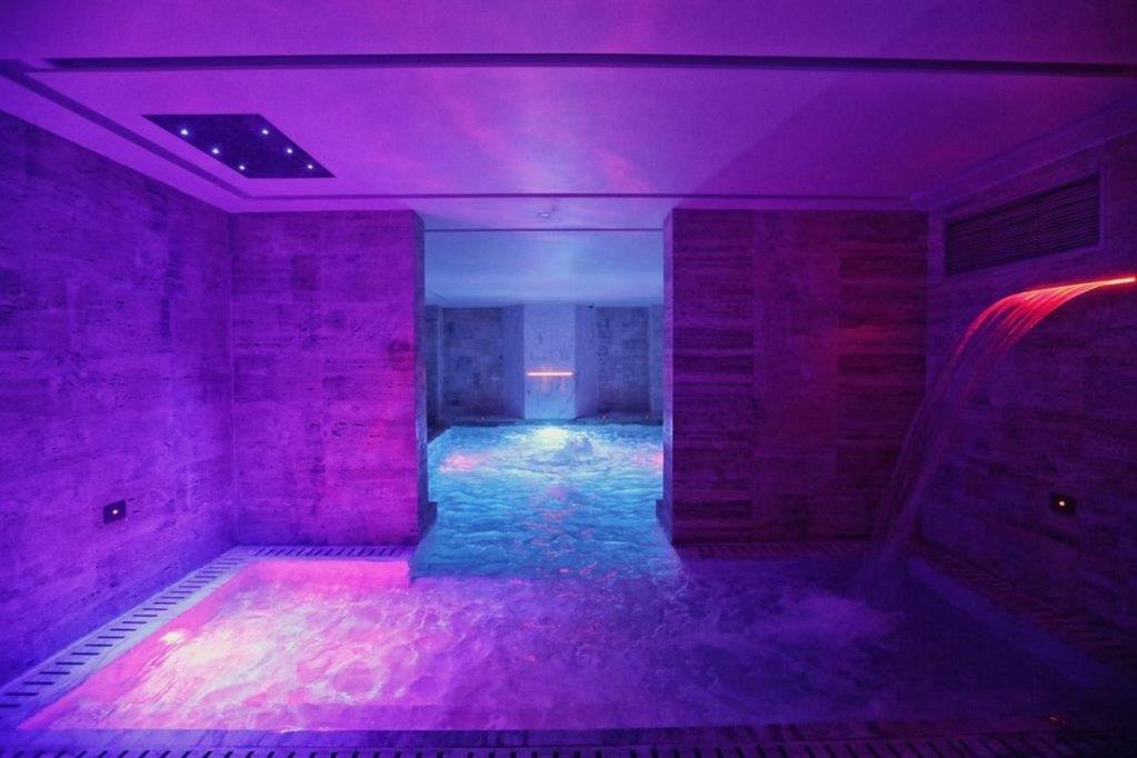 Premium Beach Hotel,,5 star