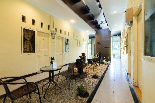 reddoorz plus near universitas sumatera utara