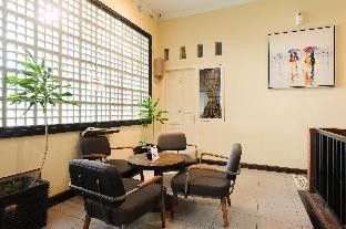 reddoorz plus near universitas sumatera utara