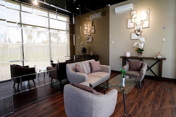 reddoorz plus near universitas sumatera utara