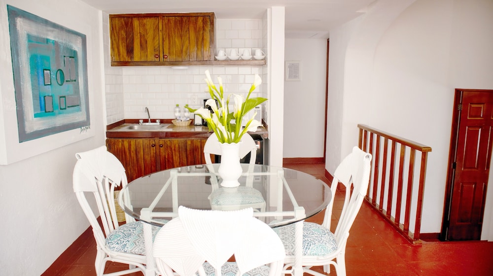 hotel marina resort and beach club