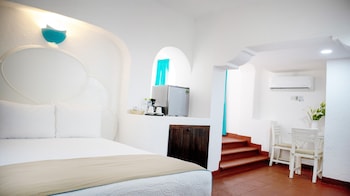 hotel marina resort and beach club