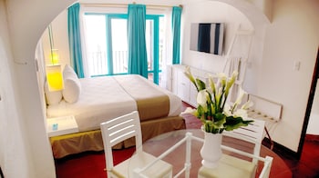 hotel marina resort and beach club