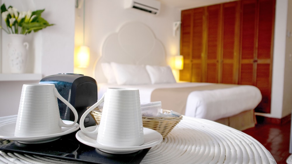 hotel marina resort and beach club