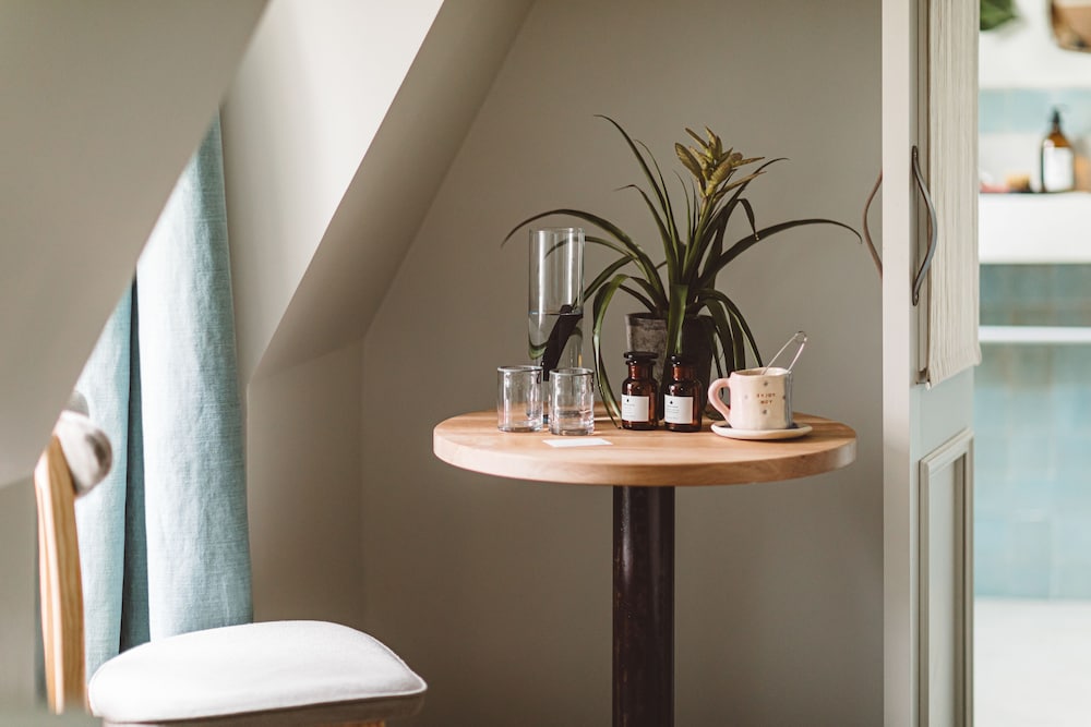 hoy paris home of yoga