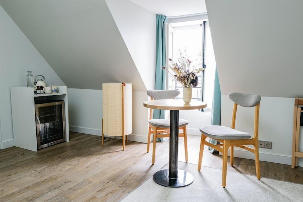 hoy paris home of yoga