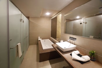 grand xenia ajmer