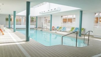 los amigos beach club