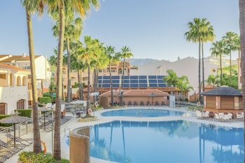 los amigos beach club