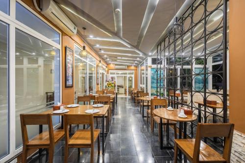 a25 hotel 23 quan thanh