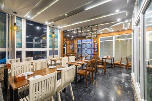 a25 hotel 23 quan thanh