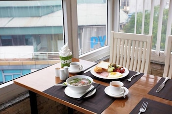 a25 hotel 23 quan thanh