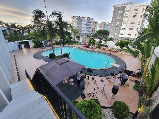 platinum hotel