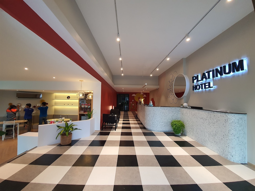 platinum hotel