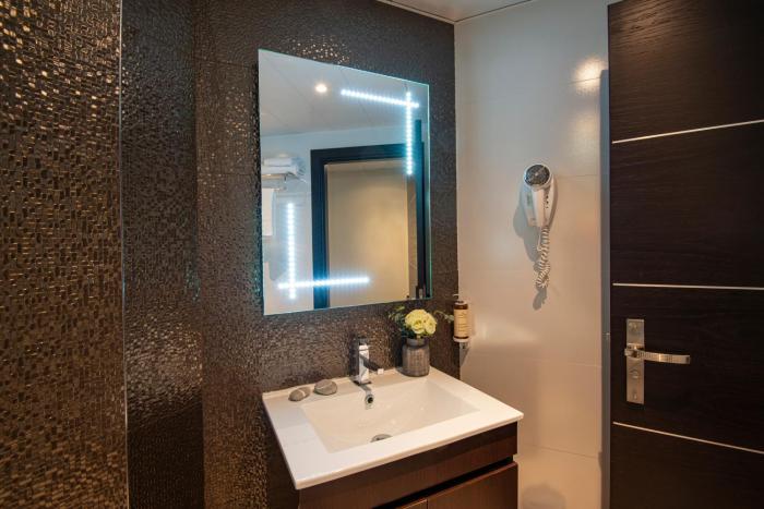 albert 1er hotel nice france