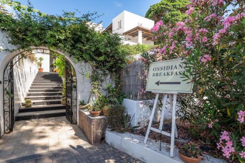 hotel ossidiana stromboli center