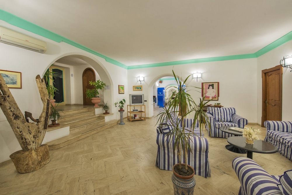 hotel ossidiana stromboli center