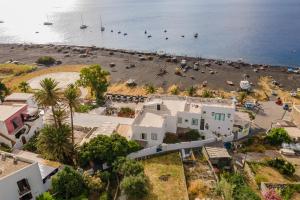hotel ossidiana stromboli center