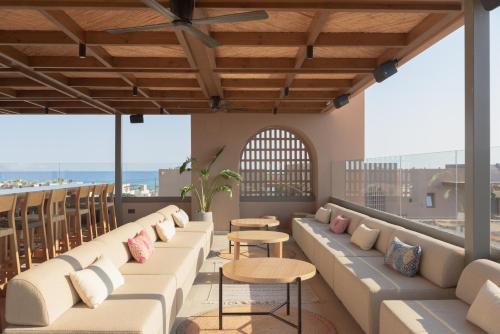 paralos venus suites adults only