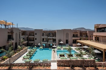 paralos venus suites adults only