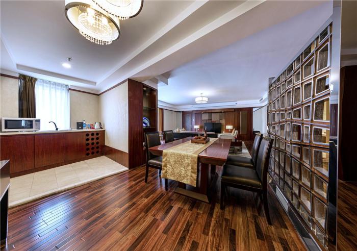 kuntai royal hotel