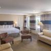 cottonwood suites savannah hotel and conference center