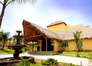 Zar Colima,Cuauhtémoc>>Colima,3.5 star