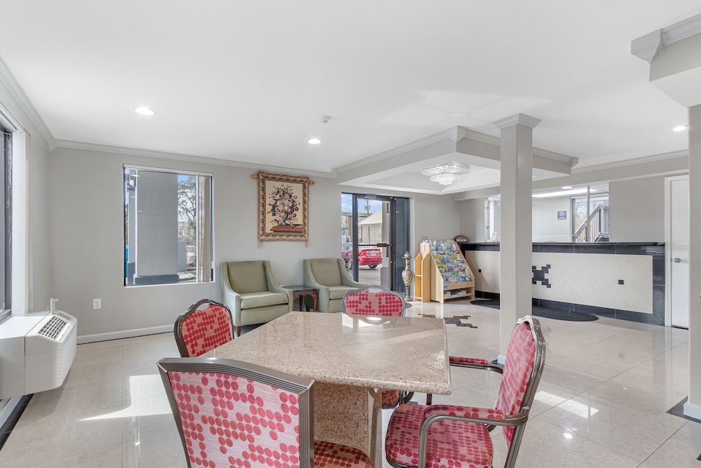 regency inn near boardwalk and hurlburt field