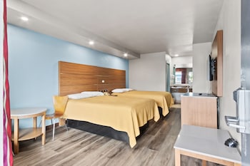 regency inn near boardwalk and hurlburt field